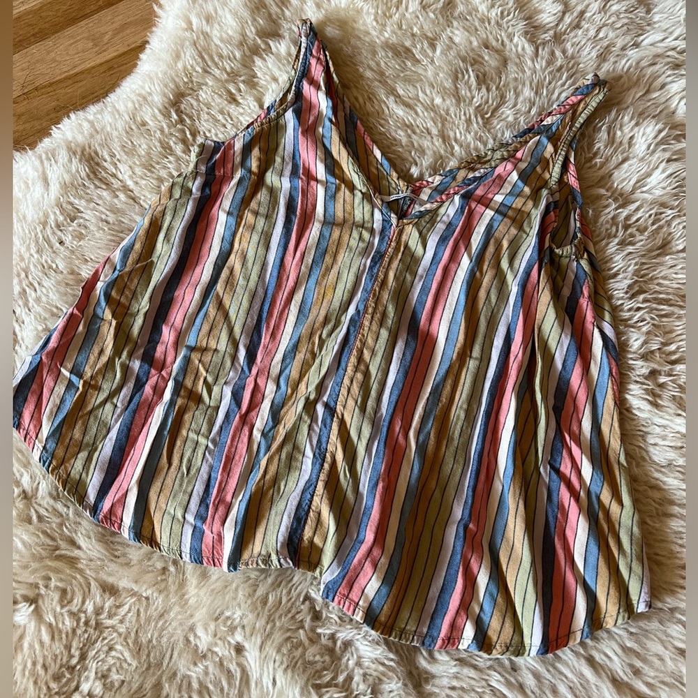 Adorable O’Neill striped crop tank top